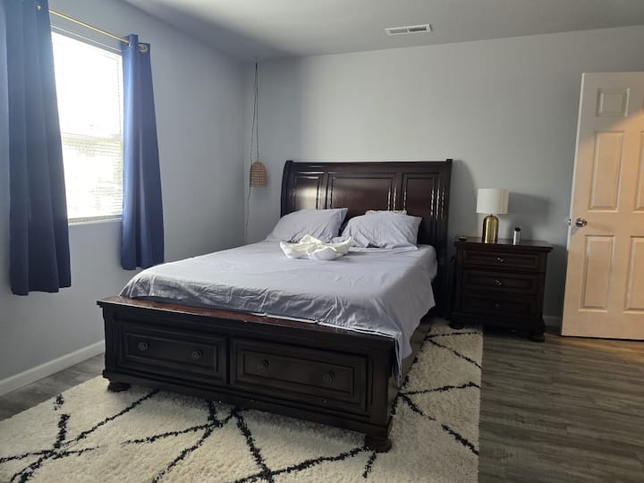 საძინებელი 1