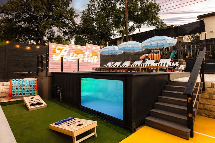 Heated Pool, B-ball, Golf, 3mi Downtown, Sleeps 18 gallery image 2