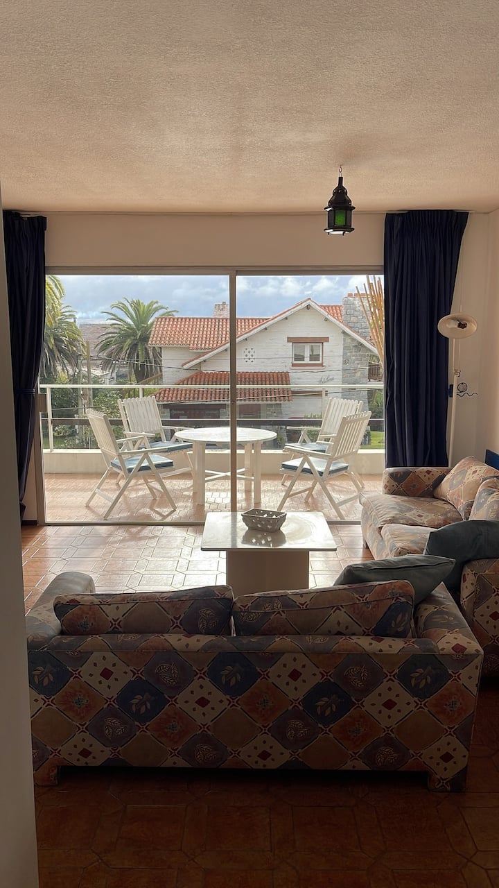 მისაღები სივრცე