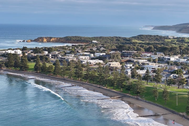 Cosy Esplanade Unit 8 Steps To Beach & Cafes - Torquay, Australia