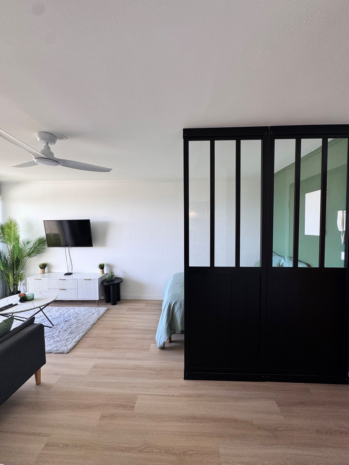 Top Airbnb: The Glass Roof à Saint Denis