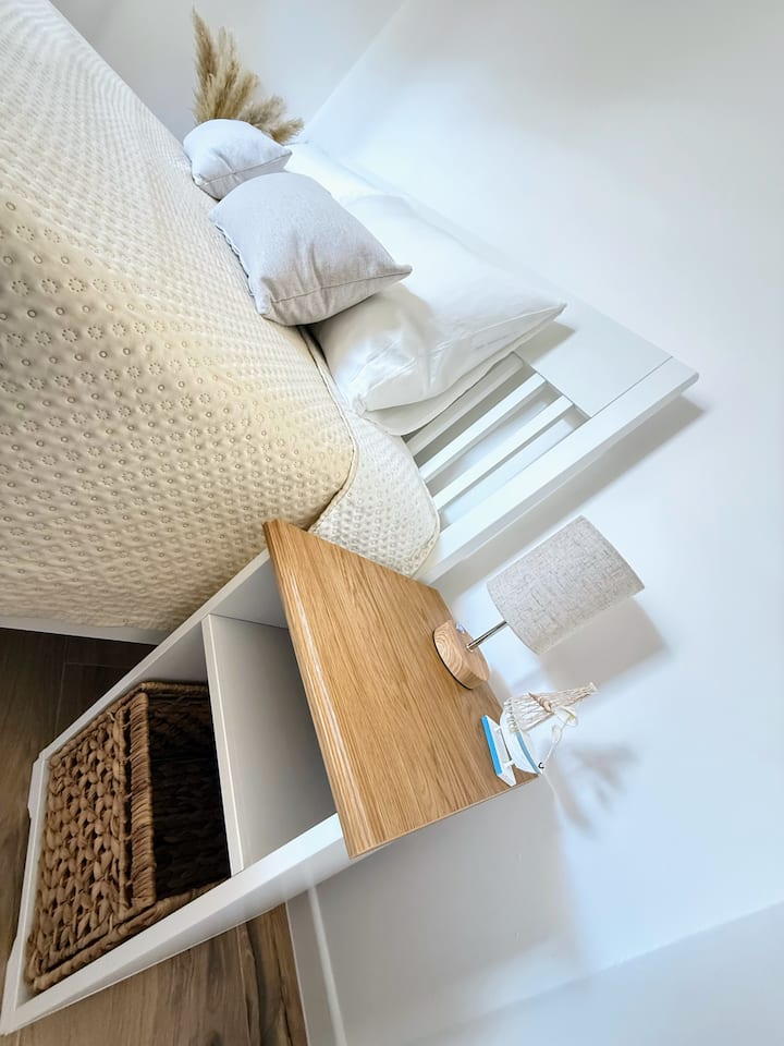 საძინებელი 1