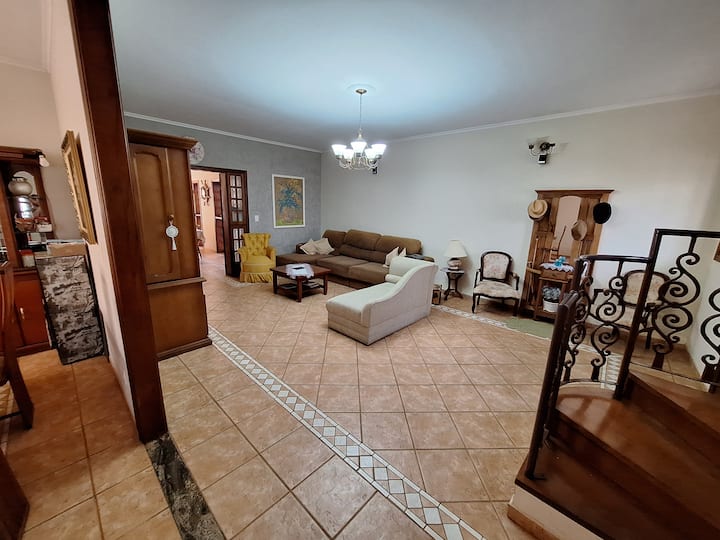 Grande Casa Aconchegante - Jaguariúna