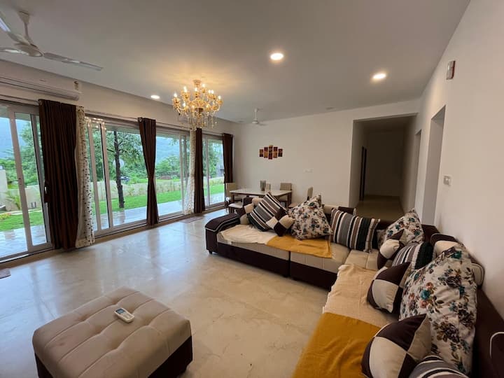 The Meadows Villa - Matheran