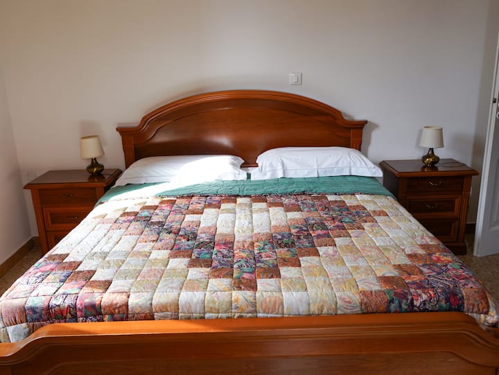 غرفة النوم 2