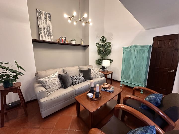 Villa Doña Katalina Con A/c • Piscina Climatizada - Sacatepéquez