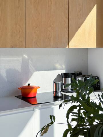 Large beautiful family house gallery image 5