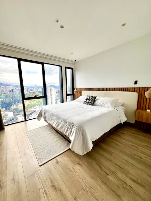 16th FLOOR luxury Apartment • BEST VIEW in QUITO