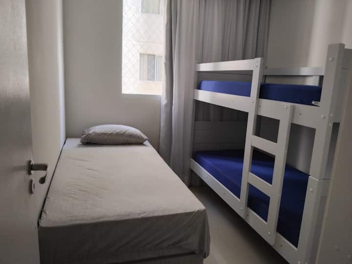 Dhomë gjumi 2