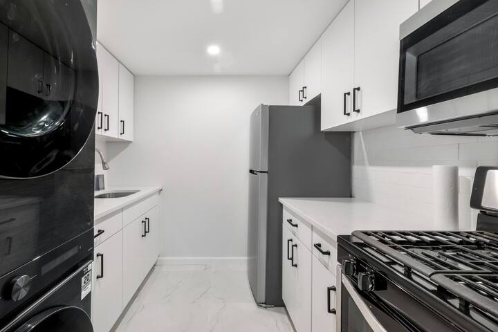 Lovely Manhattan apartment gallery image 4