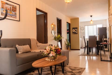 Successful Airbnb property: El Peñon: parking, AC, in excellent location. in El Peñón