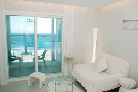 High-rise ocean view#Game room#1 bed + 1 sofa bed#In front of the sea#Marshall Blvd#Naksansa#Netflix