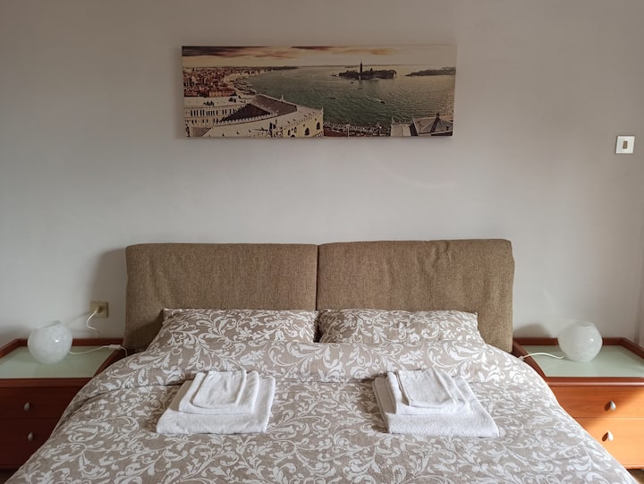 House With Big Garden And Free Parking Near Venice - Venedig