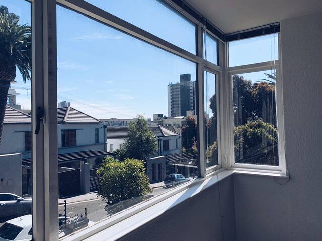 Lions Head View Apartment gallery image 5