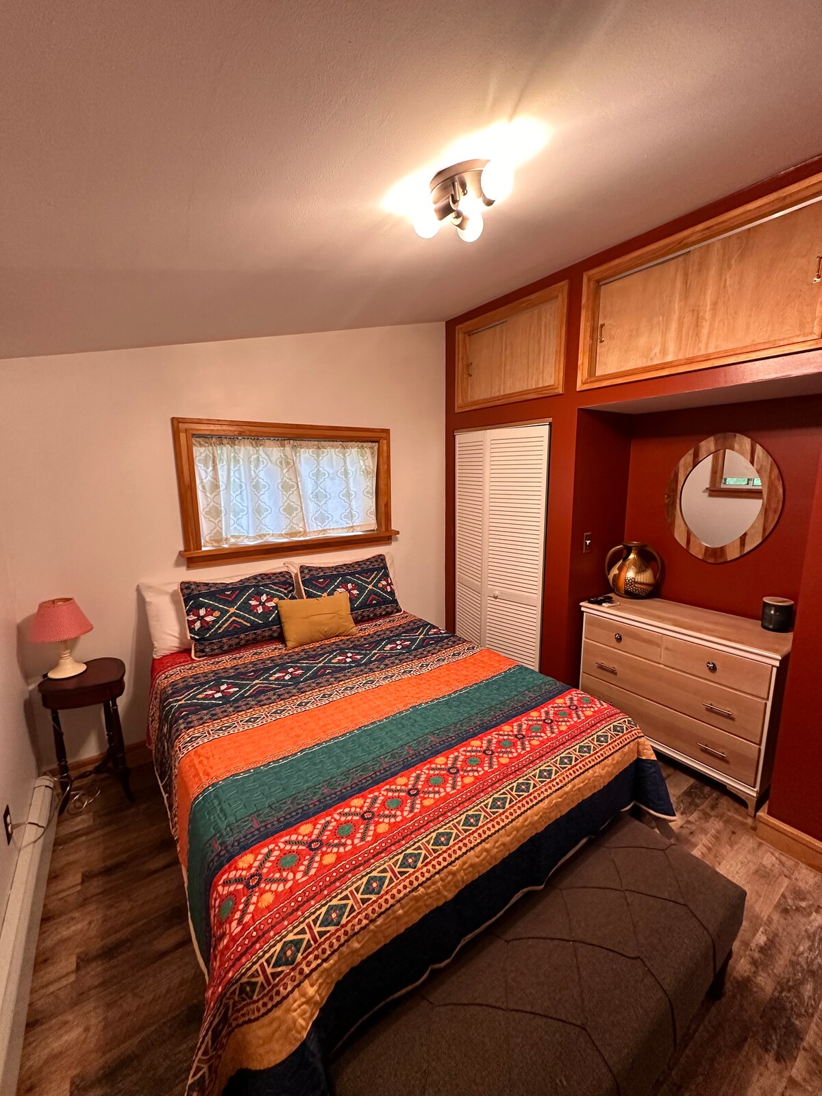 أغطية الصيف لغرفة النوم في الطابق السفلي 