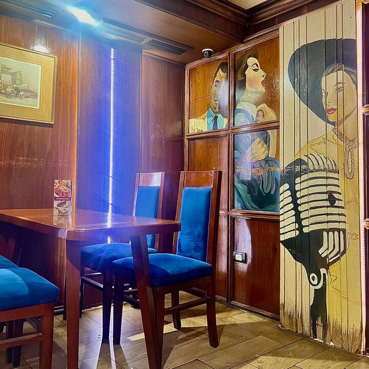 Hotel Room With Breakfast S6 - Alexandria