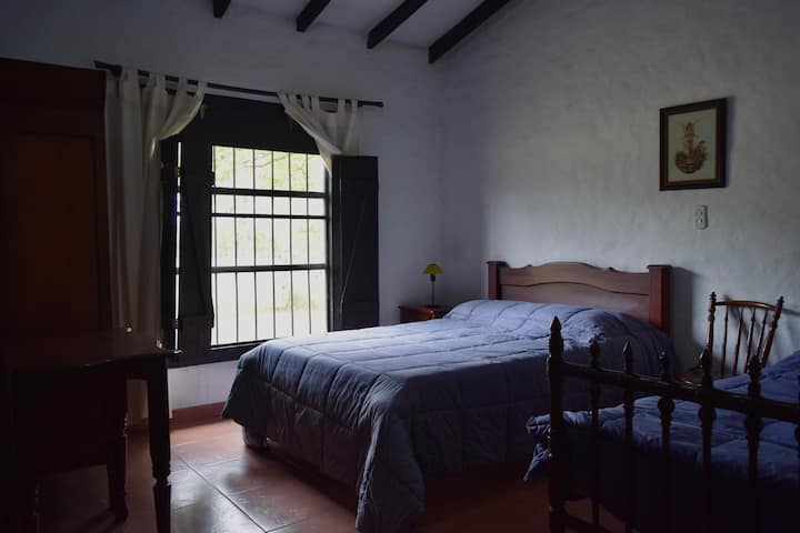 საძინებელი 4