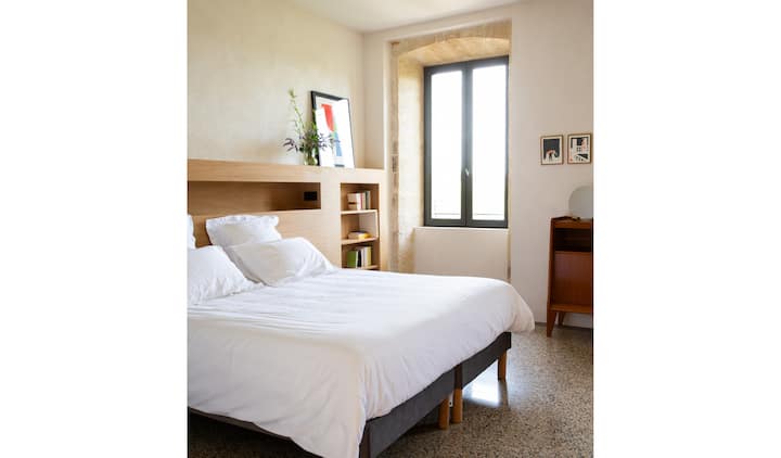 Cloitre 2 : Chambre Vue Gardon Et Jardin - Uzès