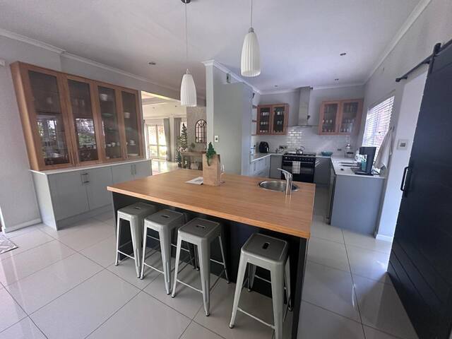 5 on Hawthorne Tokai gallery image 4