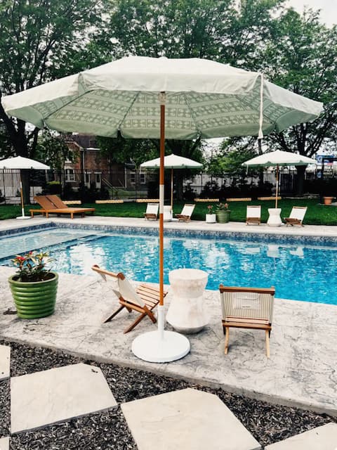 Luxury Oregon District Home - Heated Pool (closed)