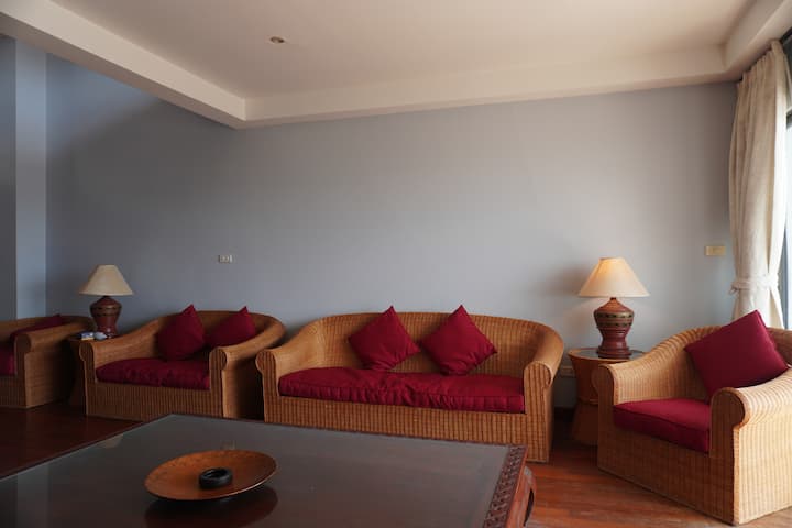 Bayview Villa Patong - Patong Beach
