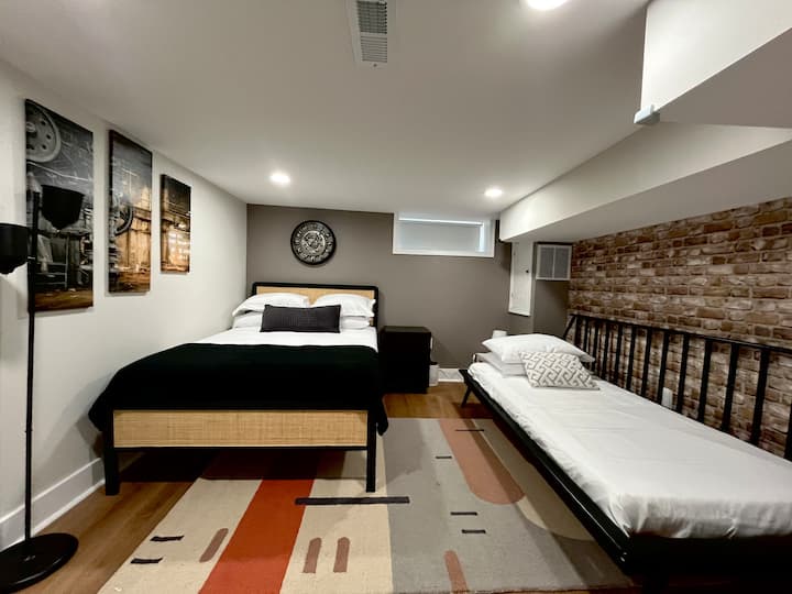 *6’3 ჭერის სიმაღლე სარდაფში 