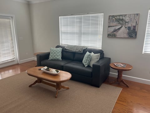 Successful Airbnb property: Southern Charm at Peacock Point in Thomasville