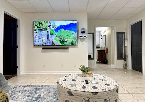 Top performing Airbnb: Modern Private Suite | Near Gas South & Atlanta in Lawrenceville
