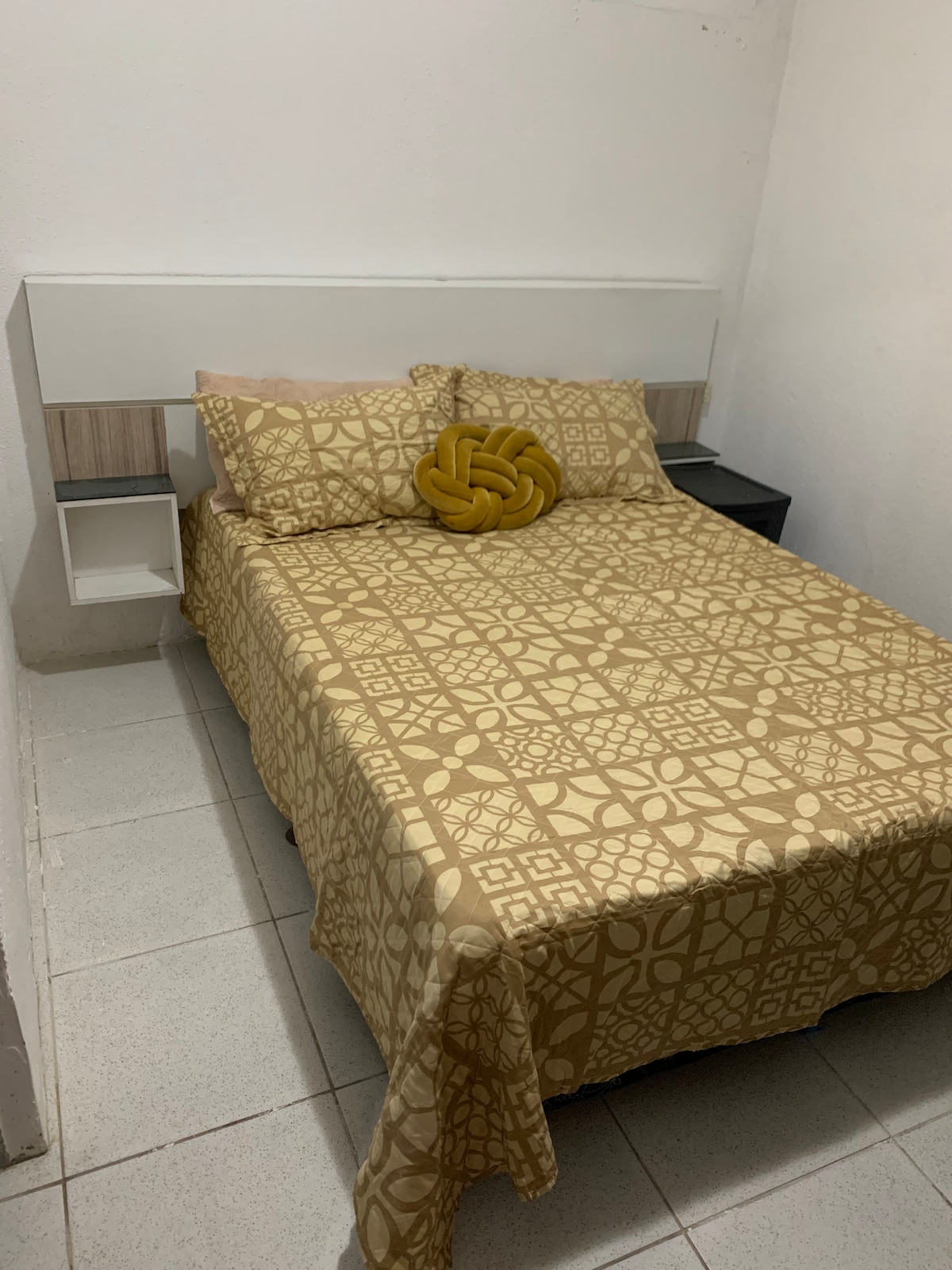 غرفة مع جناح