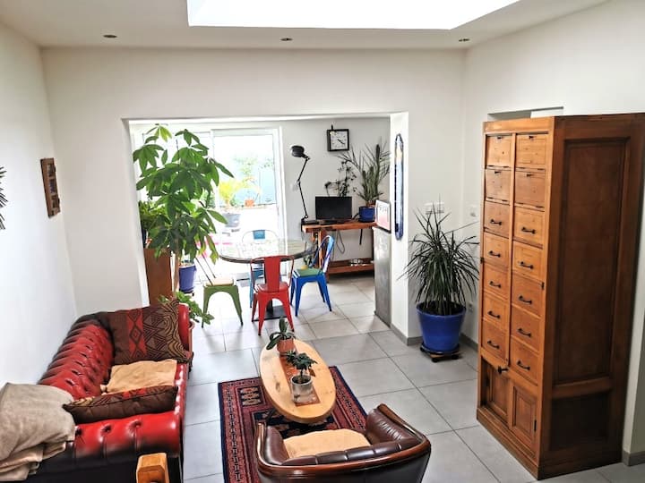 Logement Au Rez De Chaussé Avec Terrasse Plein Sud - Calais