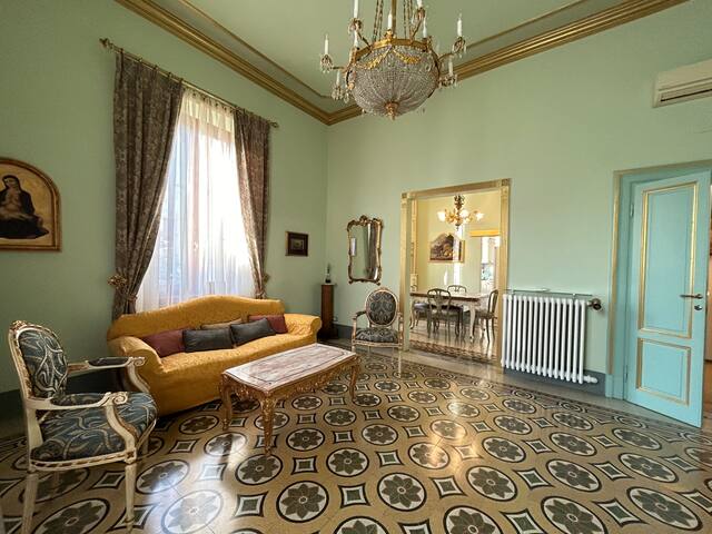 Florentine Penthouse with Duomo View gallery image 5