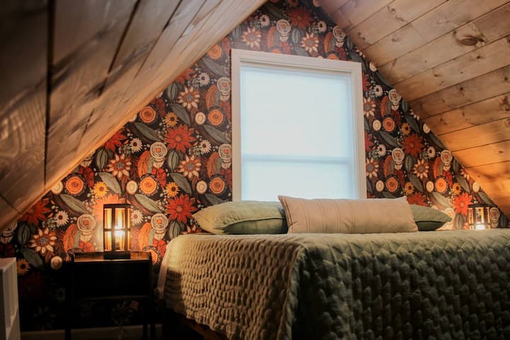 Bedroom 2 — Loft King Suite