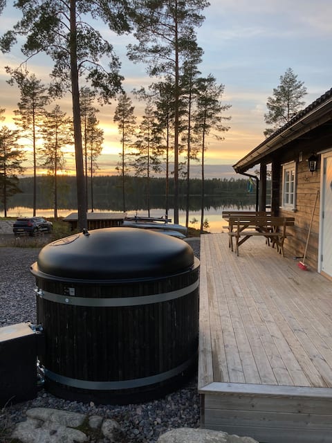 ECO house jetty/boat/bath tub/sauna
Helgesjöudden 2