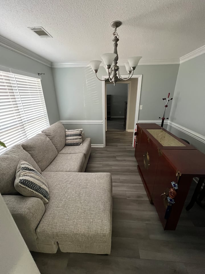 Druhá obývačka alebo pracovňa 