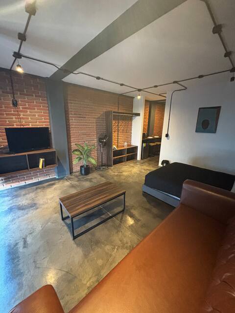 Popular Airbnb listing: Suite with amazing views P2 in Milenio 3