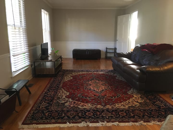 Cozy Family Home, Fenced Backyard, 10 Min To Unc - Chapel Hill, NC