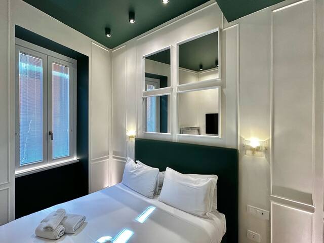 Private Luxury Fontana di Trevi gallery image 3