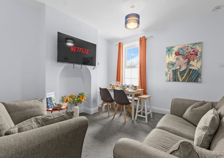 5-bed Family & Group Stay Near Cricket Ground - Worcester