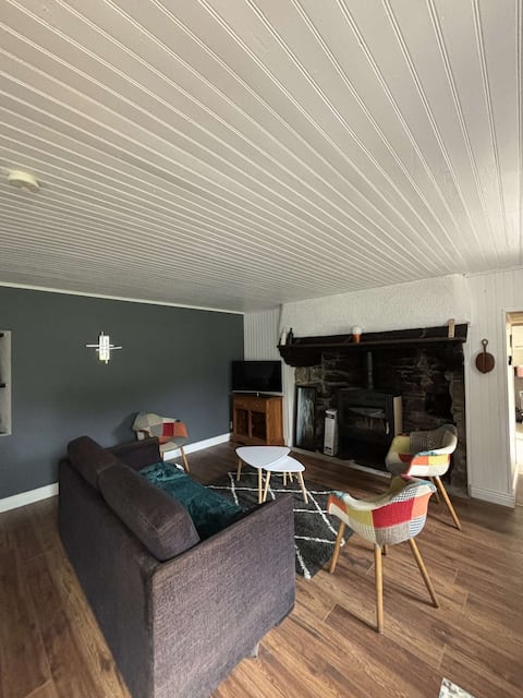 Top Airbnb: Gîte de Pennenez in Plomodiern