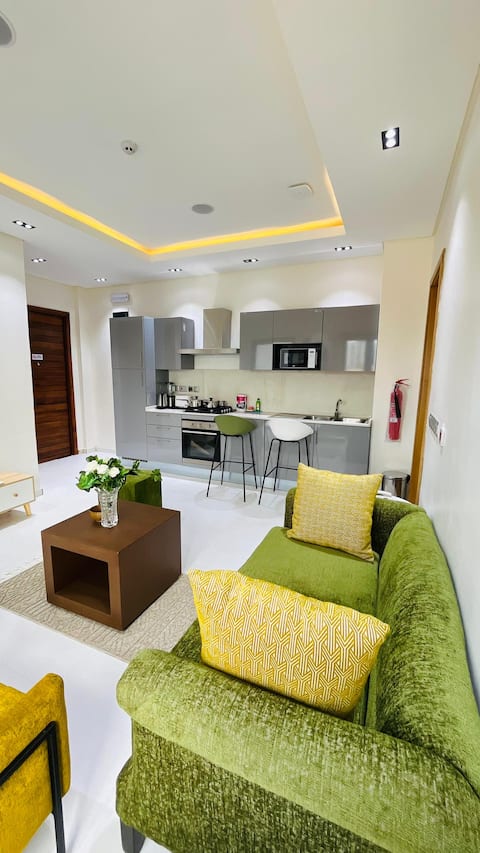 Zen - Serene 1BR Loft W/Pool/Gym in Ikoyi.