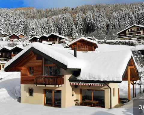 Beautiful chalet, super central.