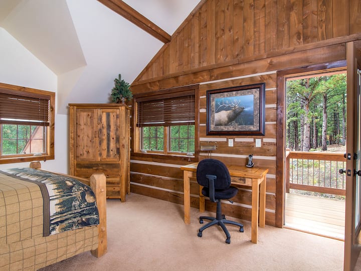 The Elk Room (View One) includes a full in-room bathroom, walk in shower and large soaker tub.