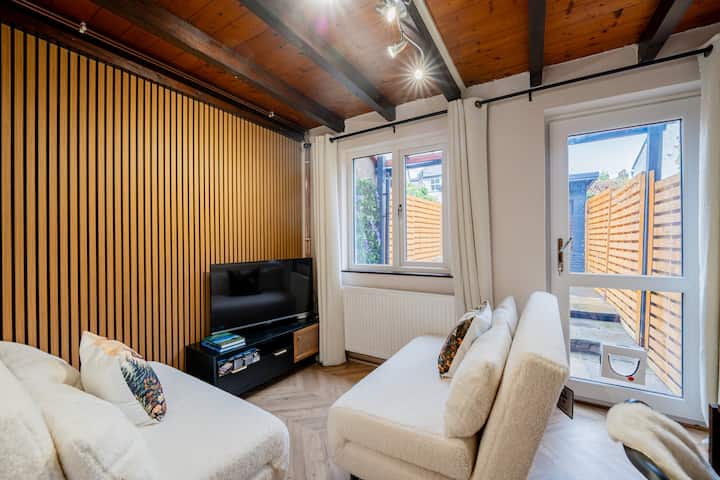 Cosy Cottage- Tiny House - Kendal