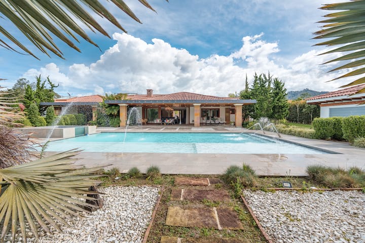 La Hacienda Boutique - Rionegro