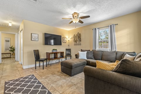 Popular Airbnb listing: Cozy West Tampa Apartment, Close to Everything in Old West Tampa