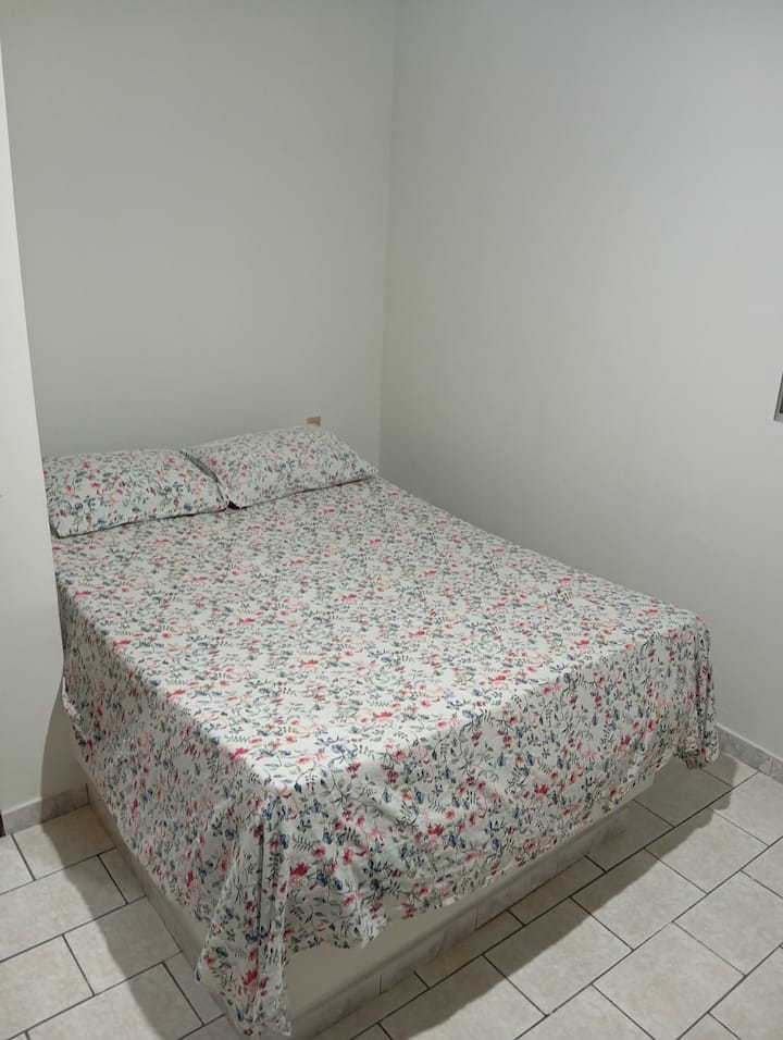 Спална соба 2