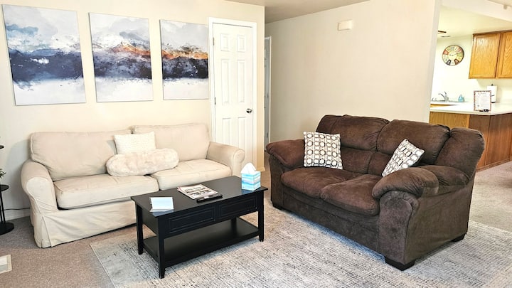 Downtown Meridian • Garage • Pets •Roaring Springs - Meridian, ID