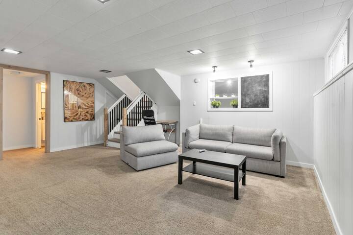 Winnipeg Top Retreat gallery image 4