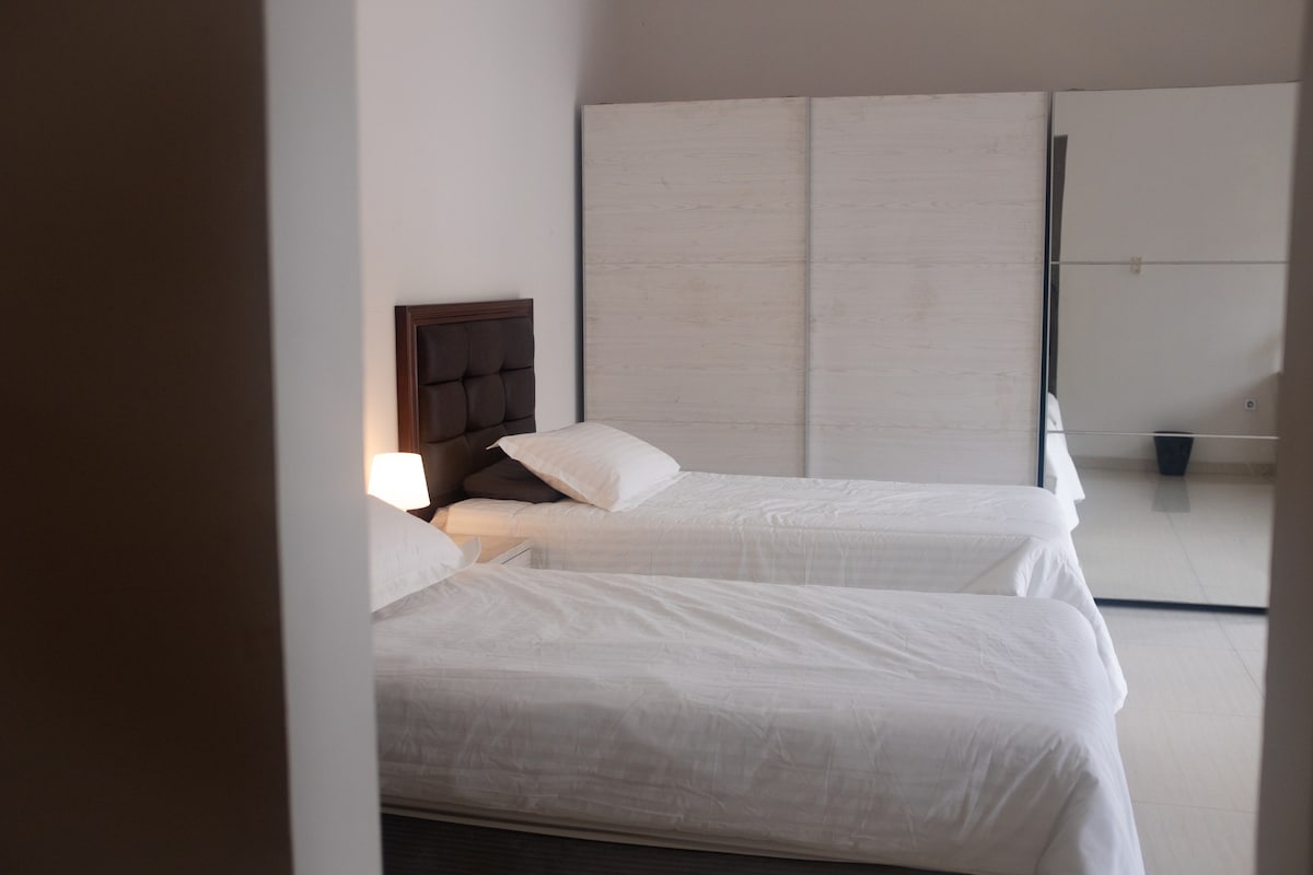 საძინებელი 1