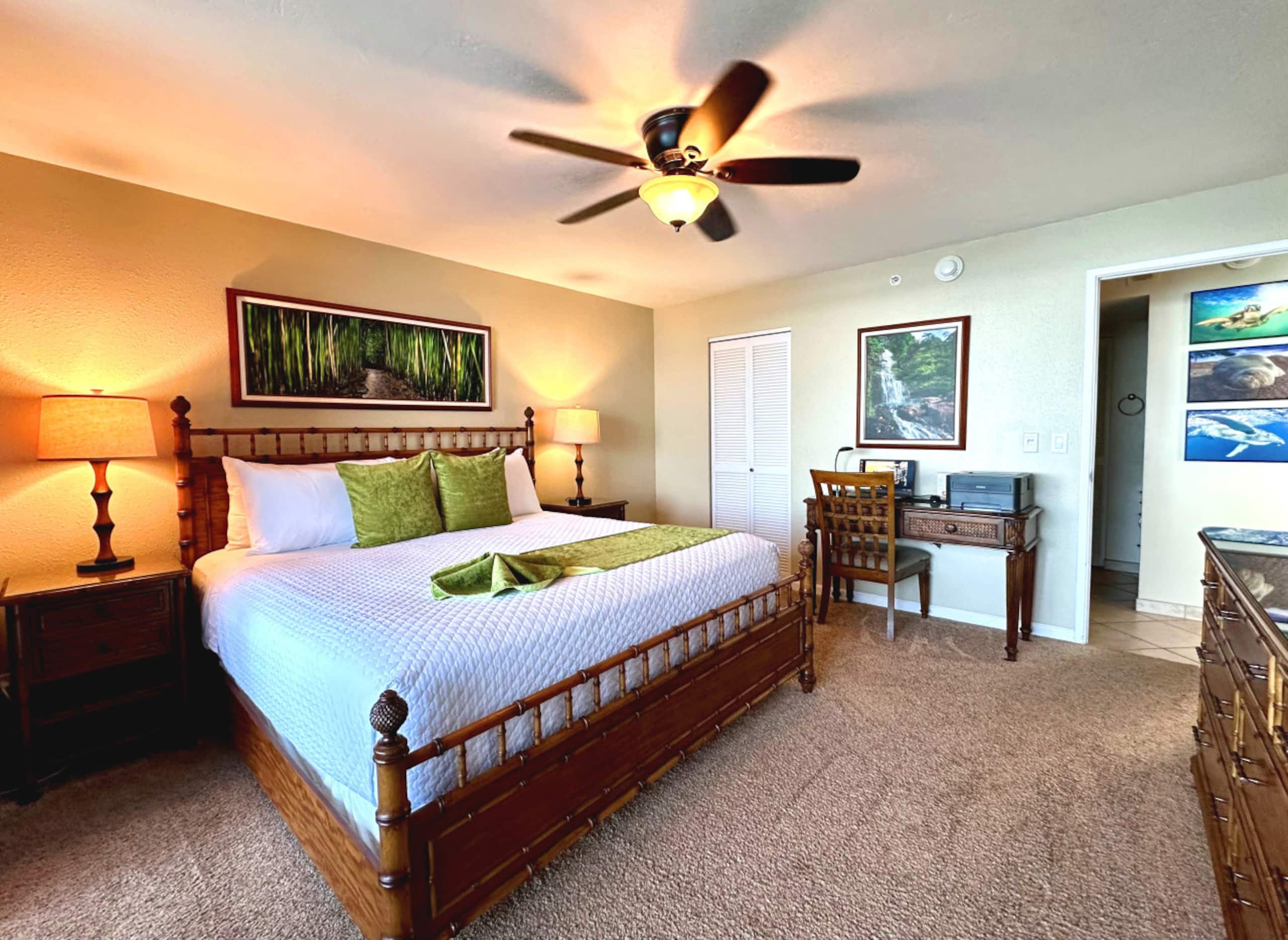Condo in Lahaina · ★4.97 · 1 bedroom · 2 beds · 1 bath - Image 13